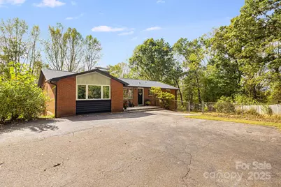 40 Mintz Lane, Swannanoa, NC 28778 - Photo 4