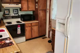 108 Easy St, Cedar Mountain, NC 28718 - Photo 8