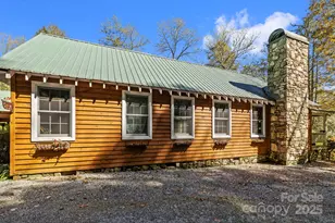 1051 Kim Miller Rd, Lake Toxaway, NC 28747 - Photo 8