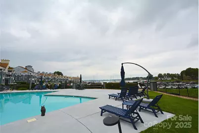 18867 Vineyard Point Lane, Cornelius, NC 28031 - Photo 8