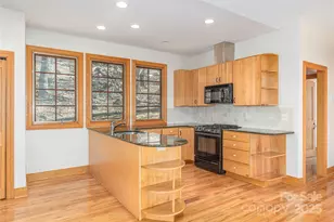 98 Flat Creek Rd, Fairview, NC 28730 - Photo 32