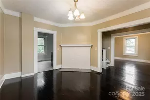 22 Pine Grove Ave, Asheville, NC 28801 - Photo 6