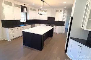 444 19th Ave Cir NW, Hickory, NC 28601 - Photo 10