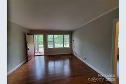 3818 Winfield Drive, Charlotte, NC 28205 - Photo 4