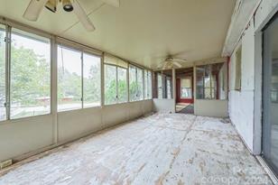 519 S Mulberry St, Cherryville, NC 28021 - Photo 10