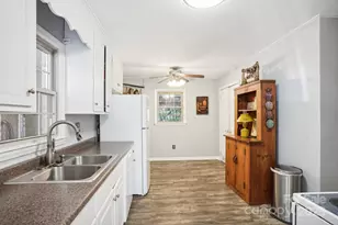 1026 Holly Dr, Gastonia, NC 28054 - Photo 10