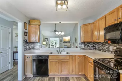 1304 Deermouse Way #405, Hendersonville, NC 28792 - Photo 16