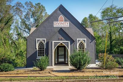 318 Bouchelle Street, Morganton, NC 28655 - Photo 2