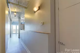 505 E Sixth Street, Charlotte, NC 28202 - Photo 2