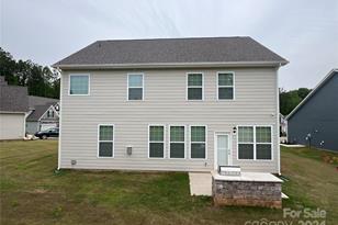 177 Rhuidean Ct, Troutman, NC 28166 - Photo 18