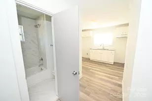 125 S Ervin Ave, Newton, NC 28658 - Photo 24