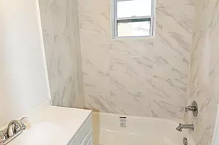 125 S Ervin Ave, Newton, NC 28658 - Photo 30