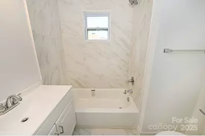 125 S Ervin Avenue, Newton, NC 28658 - Photo 26