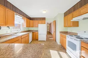 7 Brookshire Rd, Leicester, NC 28748 - Photo 10