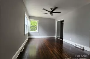 3337 Eastway Dr, Charlotte, NC 28205 - Photo 8