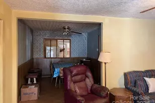 1435 Jacktown Rd, Marion, NC 28752 - Photo 6