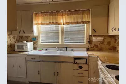 1435 Jacktown Road, Marion, NC 28752 - Photo 20