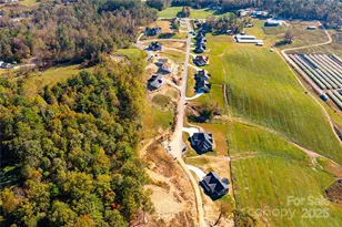 337 Maple Knl Dr, Hendersonville, NC 28792 - Photo 24