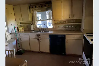 3642 Barus Pond Loop, Valdese, NC 28690 - Photo 6