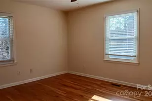 309 Rodoret St N, Valdese, NC 28690 - Photo 12