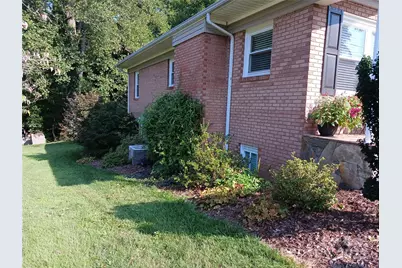 309 Rodoret Street N, Valdese, NC 28690 - Photo 4