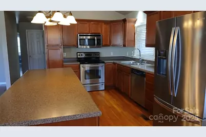 309 Rodoret Street N, Valdese, NC 28690 - Photo 6