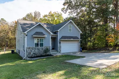 822 N Main Street, Stanley, NC 28164 - Photo 1