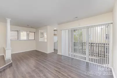 1101 E Morehead Street #32, Charlotte, NC 28204 - Photo 1