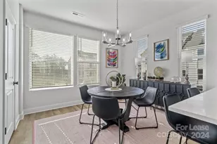 204 MONARCH Crk Ln, Charlotte, NC 28206 - Photo 4