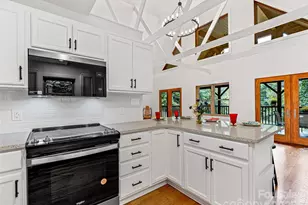 2725 Upper Brush Creek Rd, Marshall, NC 28753 - Photo 22