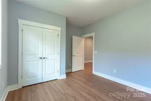 2637 Bowden Ln, Hendersonville, NC 28792 - Photo 28