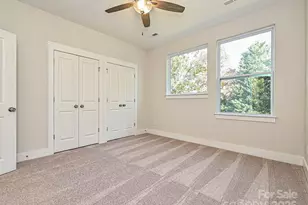 1421 Collier Walk Aly, Charlotte, NC 28205 - Photo 16