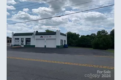 3239 W Main Street, Claremont, NC 28610 - Photo 2