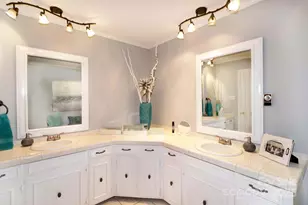 4723 Old Mountain Rd, Stony Point, NC 28678 - Photo 22