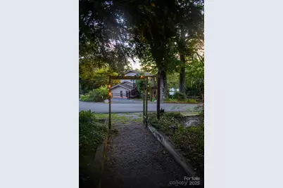 33 Summit Lane, Newland, NC 28657 - Photo 18