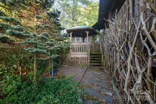 33 Summit Ln, Newland, NC 28657 - Photo 28