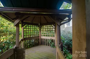 33 Summit Ln, Newland, NC 28657 - Photo 20