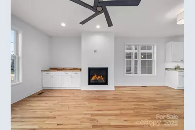 36 Skyvue Court #C, Saluda, NC 28773 - Photo 8