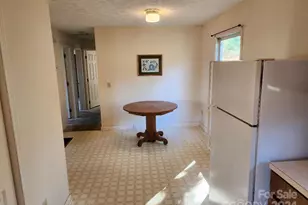 20 Coventry Ln, Burnsville, NC 28714 - Photo 4