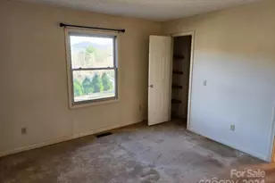 20 Coventry Ln, Burnsville, NC 28714 - Photo 12