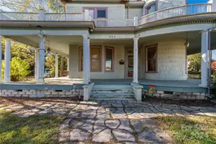 307 Kings Mountain St, Clover, SC 29710 - Photo 4