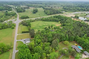 1930 Cold Springs Rd, Concord, NC 28025 - Photo 8