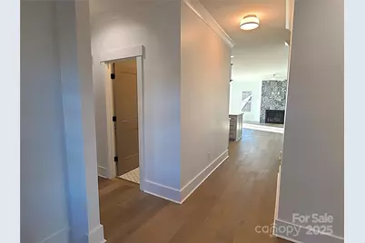 405 19th Avenue Circle NW, Hickory, NC 28601 - Photo 16