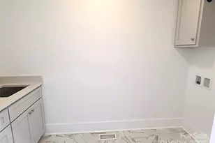 405 19th Ave Cir NW, Hickory, NC 28601 - Photo 38