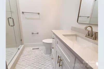 405 19th Avenue Circle NW, Hickory, NC 28601 - Photo 30