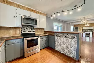 142 Swink St SW, Concord, NC 28027 - Photo 12