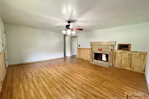 142 Swink St SW, Concord, NC 28027 - Photo 4