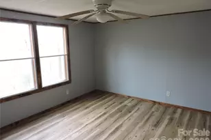 2271 Gouges Creek Rd, Spruce Pine, NC 28777 - Photo 20