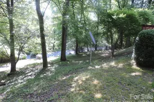 2271 Gouges Creek Rd, Spruce Pine, NC 28777 - Photo 10