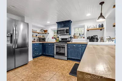 291 Tryon Bay Circle, Lake Lure, NC 28746 - Photo 8